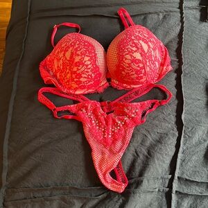 Bra and panty set from VS, very lightly worn